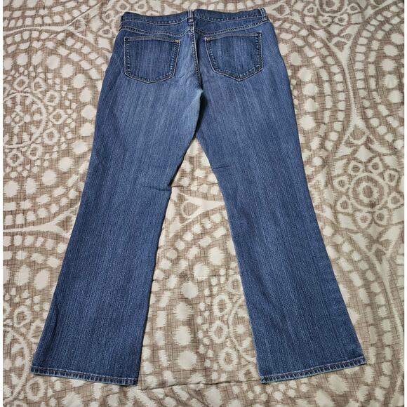 Old Navy Size 12 Regular The Flirt Jeans Medium Wash - Picture 6 of 8